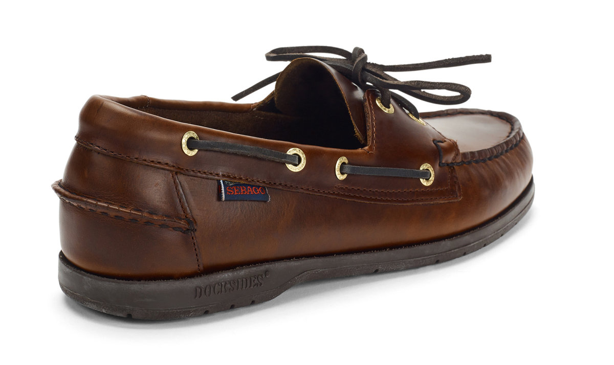 Endeavor Waxed Leather Boat Shoe